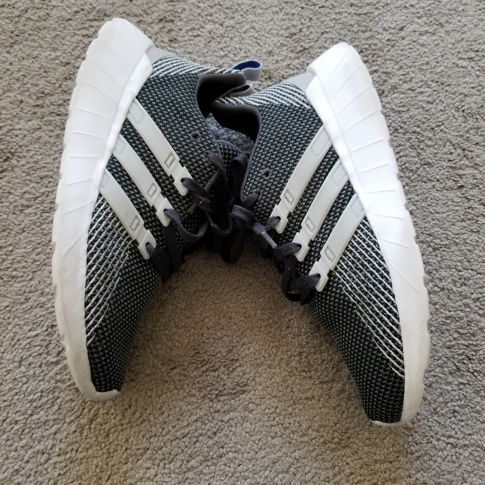 Adidas - Picture 3 of 5